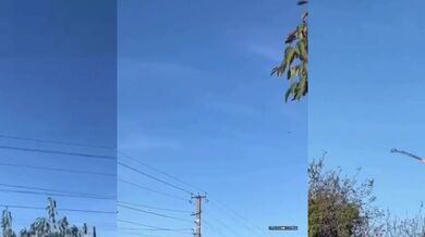 Ukrajinský vrtulník Mi-24 sestřeluje kamikaze dron Shahed-136