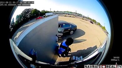 Policie pátrá po podezřelém z přepadení peněžního vozu