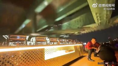 Romantická plavba po řece s překvapením