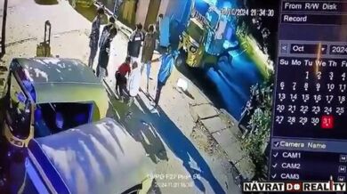 Mladík z Bengaluru zemřel po výbuchu krabice s petardami: Tragický žert skončil smrtí