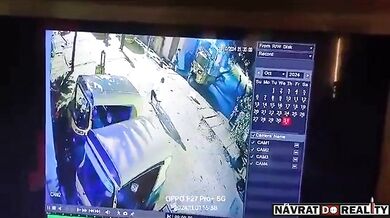 Mladík z Bengaluru zemřel po výbuchu krabice s petardami: Tragický žert skončil smrtí