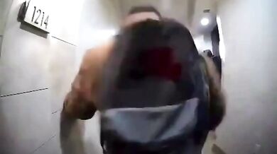 Ozbrojení migranti se pokusili obsadit luxusní byt