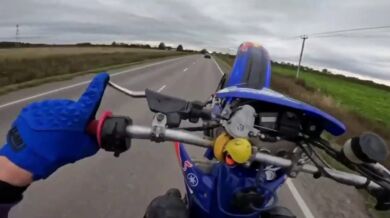 POV Wheelie nehoda na motorce