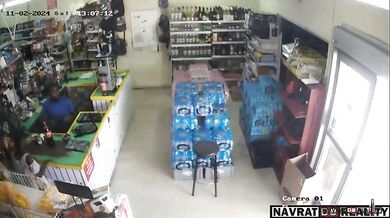 Majitel obchodu se postaral o bandu zločinců.