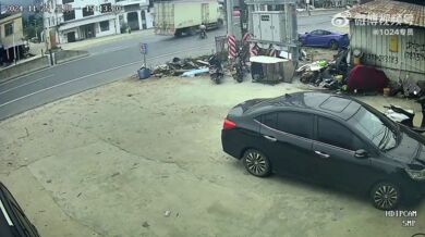 Skútrař na vině dopravní nehody