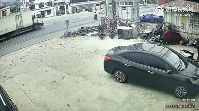 Skútrař na vině dopravní nehody