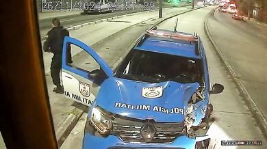 Nehoda vojenské policie a autobusu v Riu de Janeiru