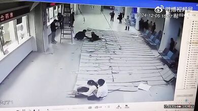 Zřícení stropu v nemocnici