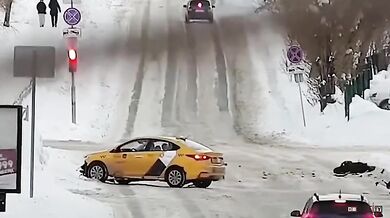 Pozor, klouže to! #9