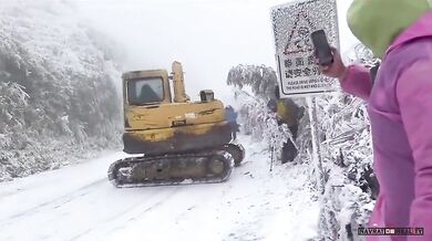Pozor, klouže to! #10
