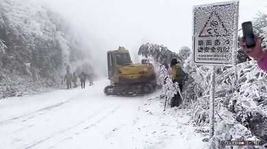 Pozor, klouže to! #10