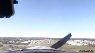 Dvě letadla se srazila na ranveji