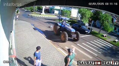 Žena sražena traktorem městského úřadu