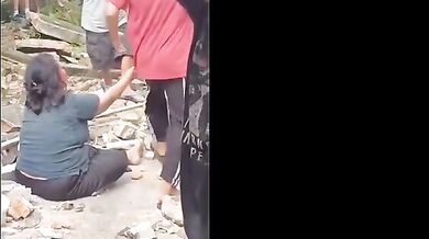 Zřícení zdi v Indonésii si vyžádalo dva životy