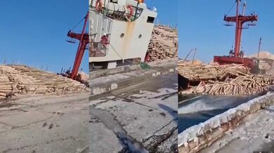 Loď se málem převrátila kvůli přetížení dřevem