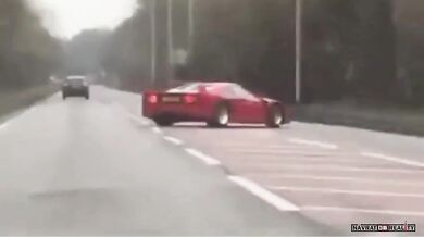 Vzácné Ferrari F40 havarovalo ve Velké Británii