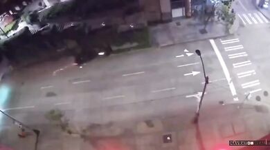 Nebezpečná zatáčka na výjezdu z Interstate 5 v Seattlu způsobuje časté nehody