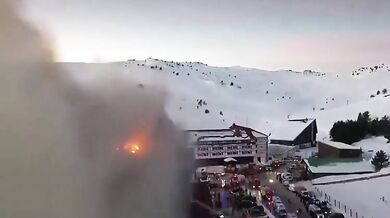 Požár hotelu v Turecku si vyžádal desítky obětí