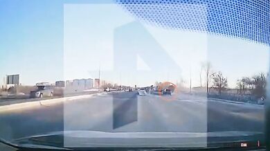 Auto explodovalo na dálnici kvůli zapálené cigaretě