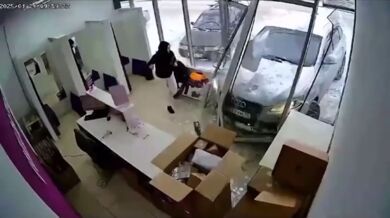 Řidič si spletl plynový pedál s brzdou