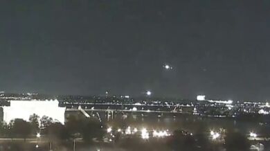 Tragická letecká nehoda u Washingtonu: Přes 60 obětí po srážce letadla s vojenským vrtulníkem