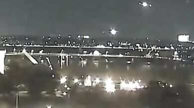 Tragická letecká nehoda u Washingtonu: Přes 60 obětí po srážce letadla s vojenským vrtulníkem