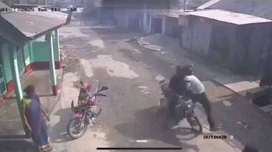 Indický pouliční tanečník