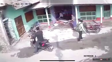 Indický pouliční tanečník