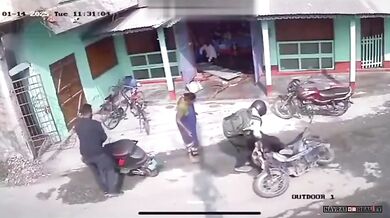 Indický pouliční tanečník