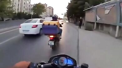 Odplata pro bezohledného řidiče skútru