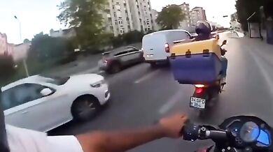 Odplata pro bezohledného řidiče skútru