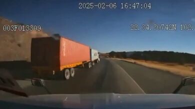 Ohnivá nehoda kamionu na dálnici