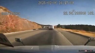 Ohnivá nehoda kamionu na dálnici