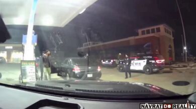 Muž se smrtelně postřelil na benzínové stanici v Illinois