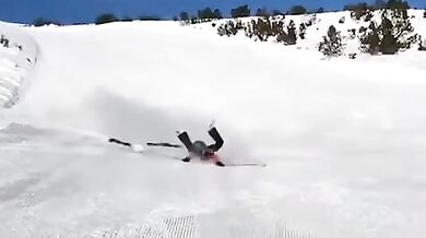 Pád na lyžích s českým komentářem