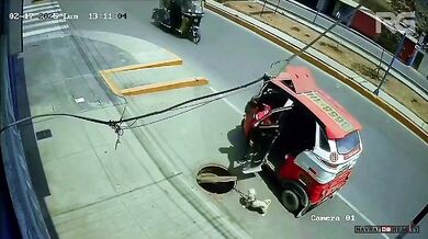 Žena zmizela v kanále po vystoupení z mototaxi