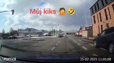 Odbočování s českým komentářem přítelkyně