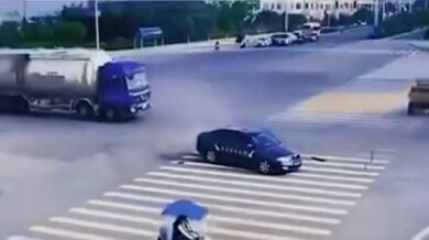 Kuriózní dopravní nehoda #4