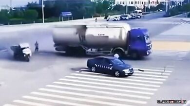 Kuriózní dopravní nehoda #4