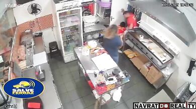 Žena zastřelena při potyčce s exmanželem