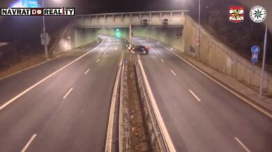 Opilá řidička nabourala do portálu Husovického tunelu