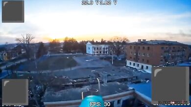 Přelet dronu nad ruským městem Sudža v Kurské oblasti