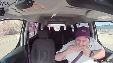 Nečekaná dopravní nehoda během svačinky