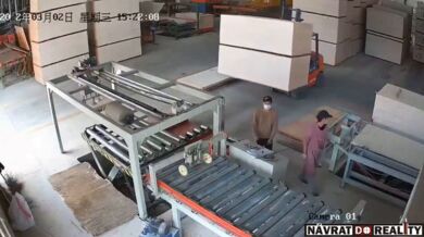 Pracovní nehoda s vysokozdvižným vozíkem