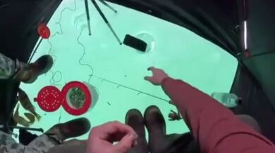 Když rybaříš na zamrzlém jezeře…