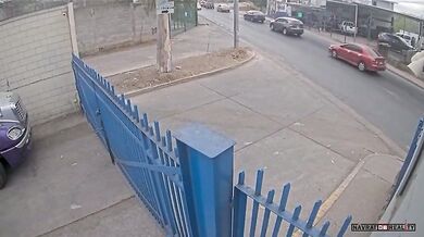 Řidič hrdinou: Zabránil horší nehodě, když selhaly brzdy školního autobusu