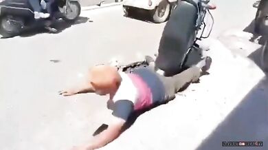 Díra na silnici v Indii