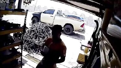 Muž jen o pár sekund unikl smrti