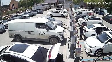 Když si spletete brzdu s plynovým pedálem