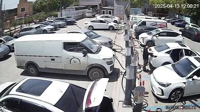 Když si spletete brzdu s plynovým pedálem